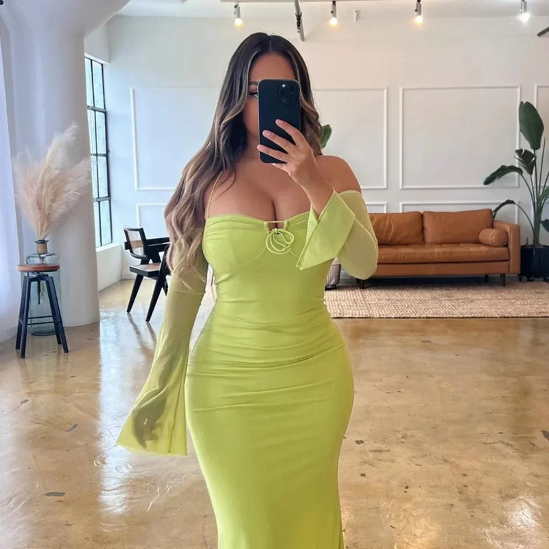 Gracefully Styled Dress for Any Occasion