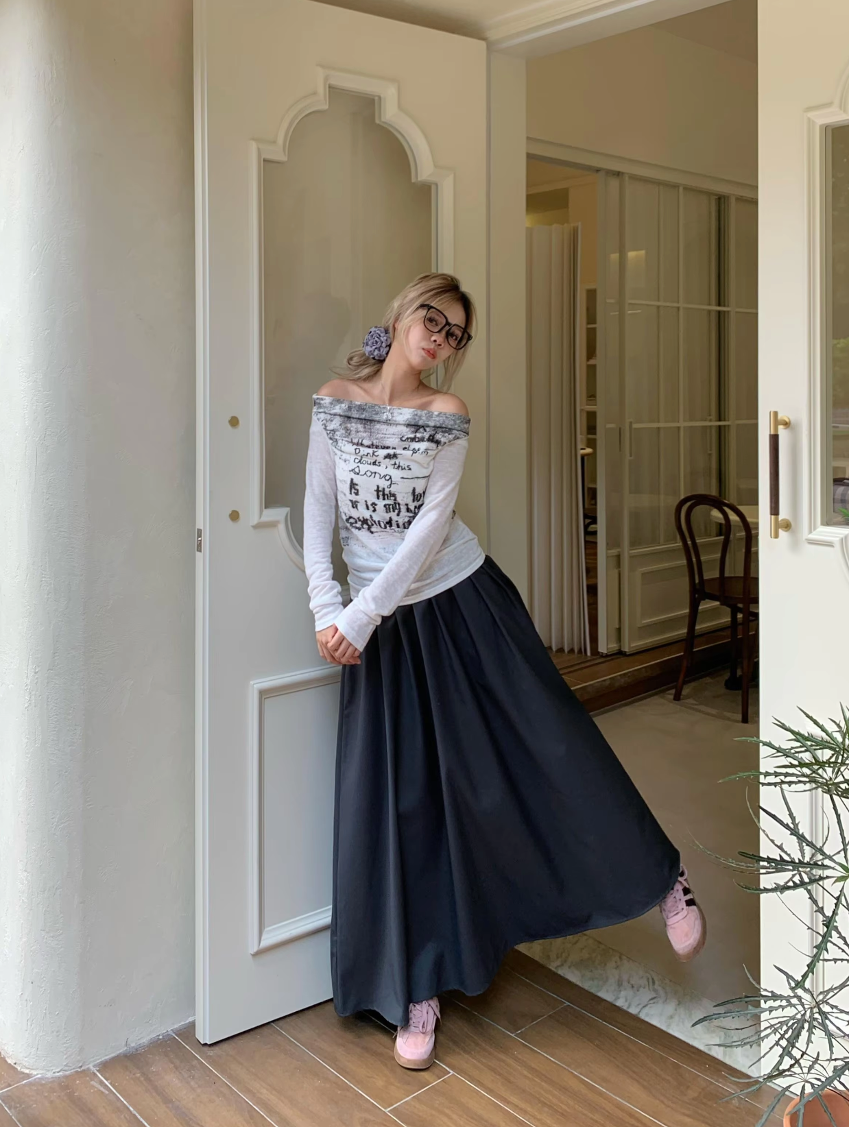 Well Tailored Garment with a Graceful Silhouette