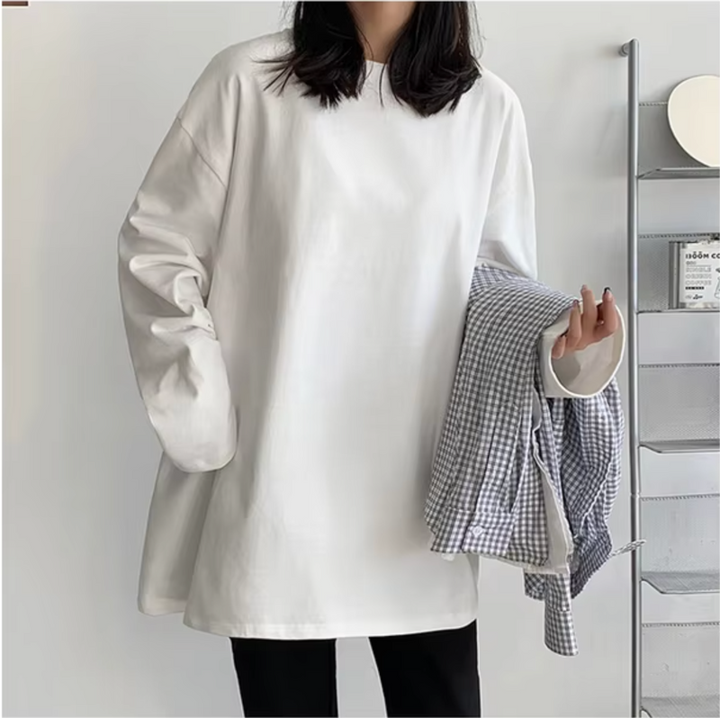 Classic Vintage T-Shirt with a Flattering Fit