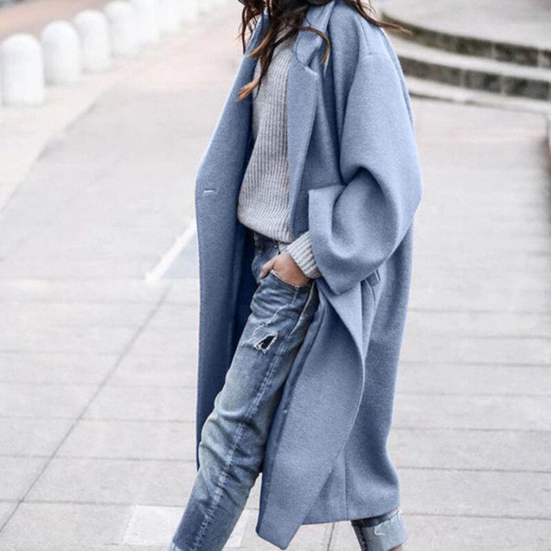 Effortlessly Elegant Jacket with a Timeless Design
