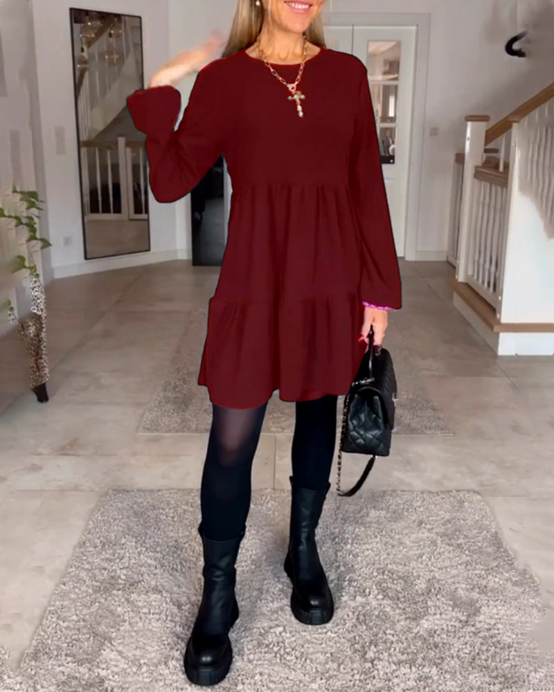 Well Tailored Dress with a Graceful Silhouette