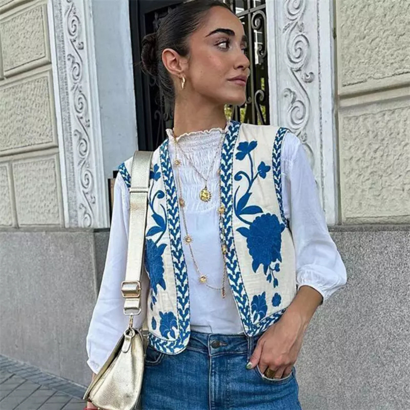 Gracefully Styled Garment for Any Occasion