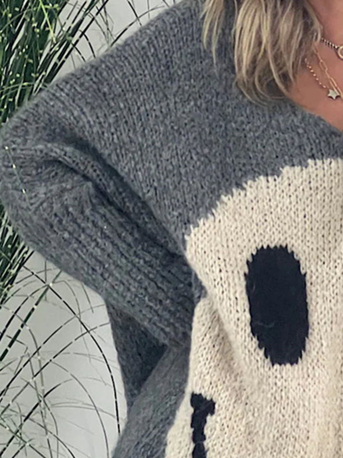 Classic Vintage Sweater with a Flattering Fit