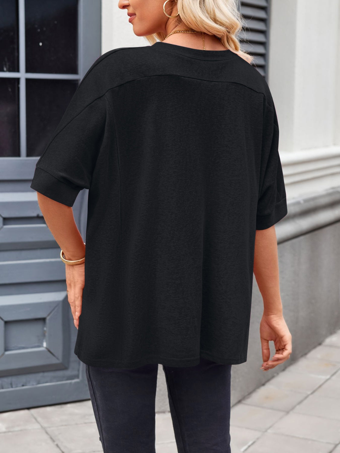 Elegantly Styled T-Shirt for Everyday Wear