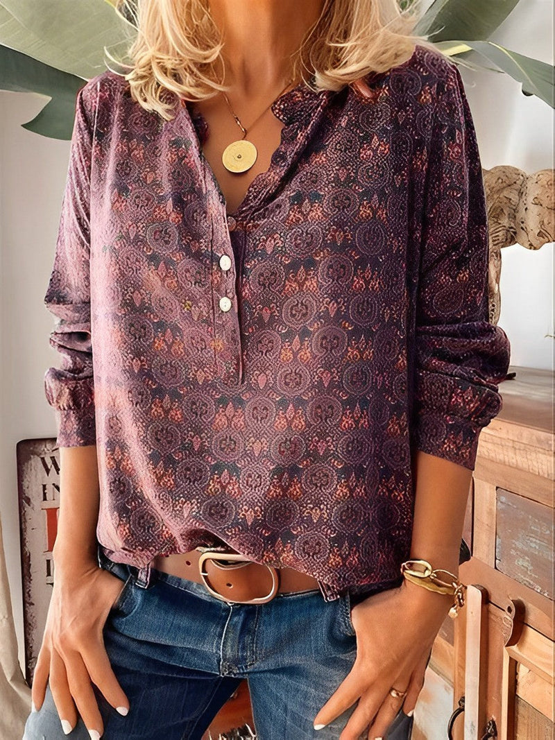 Beautifully Crafted Blouse in a Classic Style
