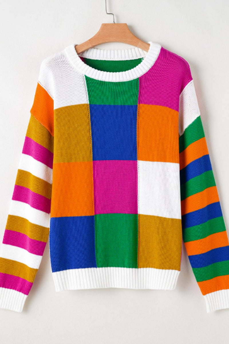 Well Tailored Sweater with a Graceful Silhouette