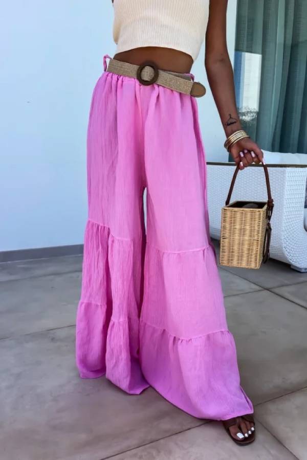 Sophisticated Trousers with a Clean Classic Look