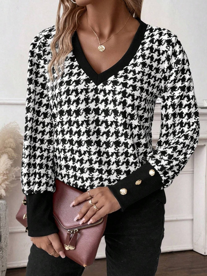 Sophisticated T-Shirt with a Clean Classic Look