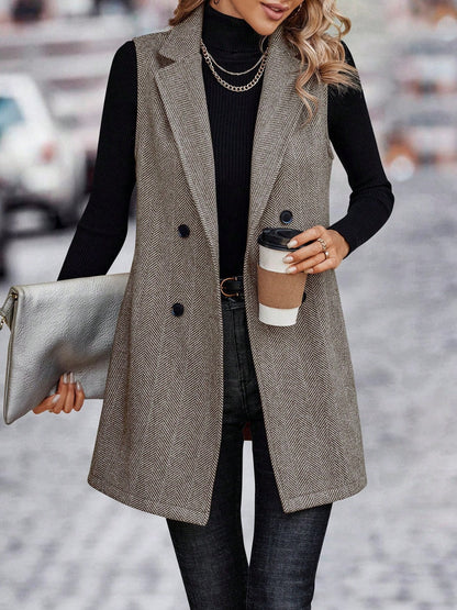 Beautifully Finished Coat in a Timeless Design