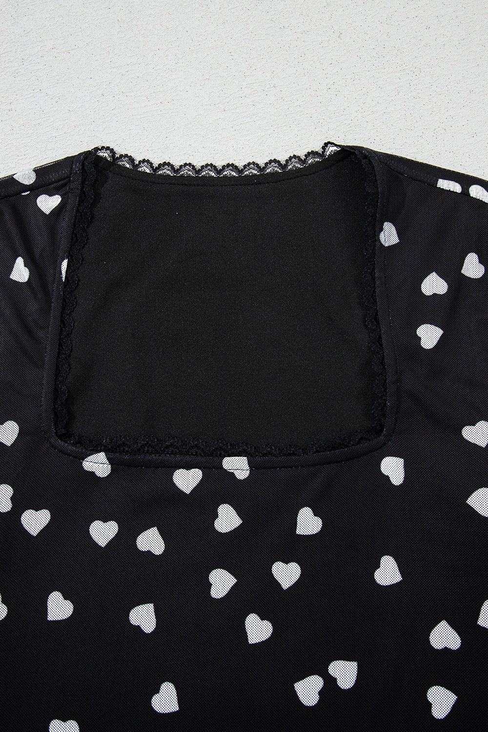 Effortlessly Elegant Garment with a Timeless Design