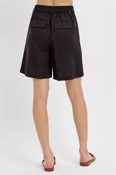 Sophisticated Garment with a Clean Classic Look
