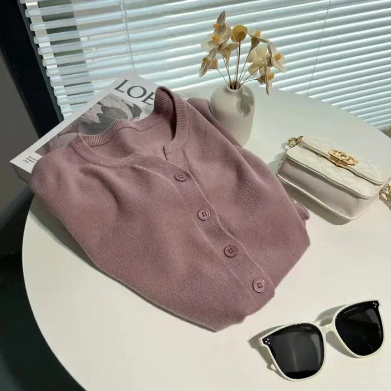 Kauniisti valmistettu Villapaita