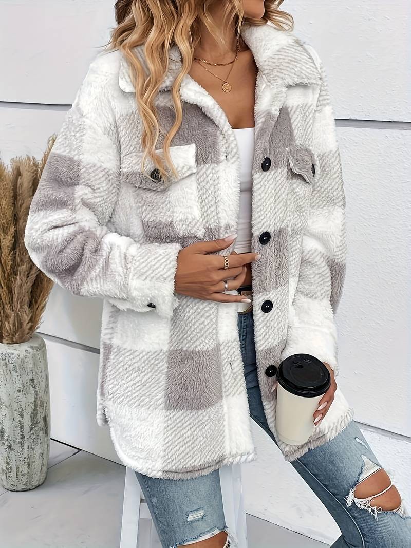 Effortlessly Elegant Jacket with a Timeless Design
