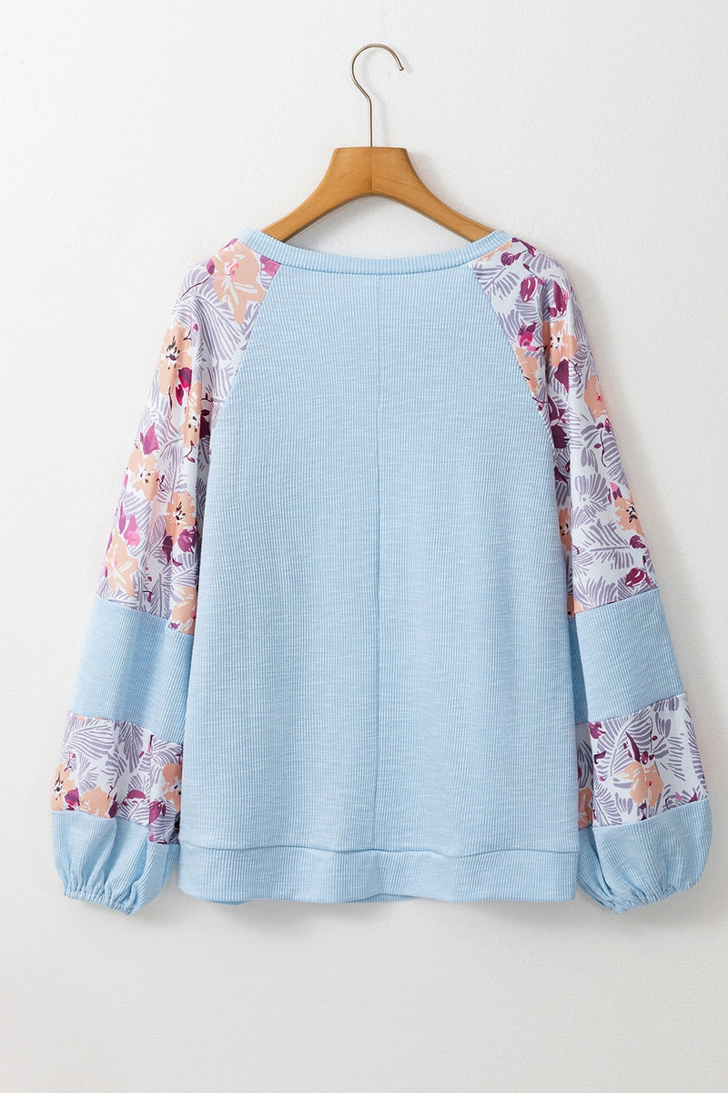 Classic Vintage Shirt with a Flattering Fit