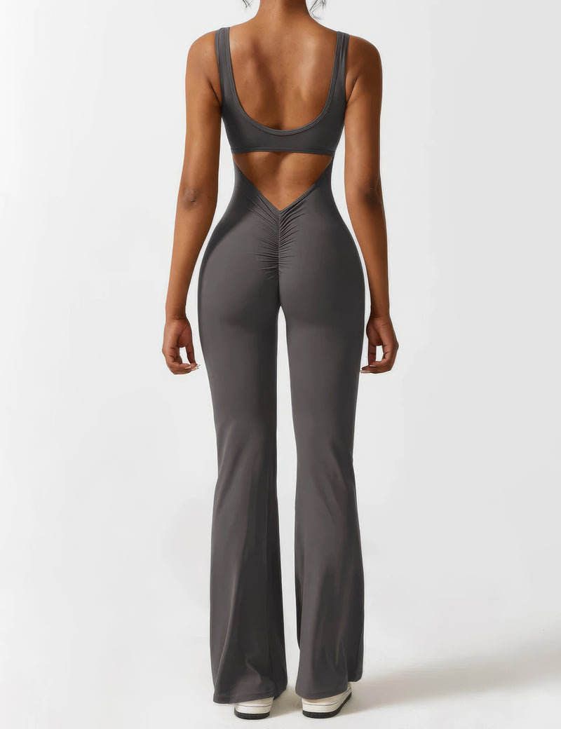 Well Tailored Garment with a Graceful Silhouette