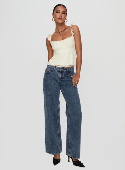 Polished Top with an Effortless Classic Look