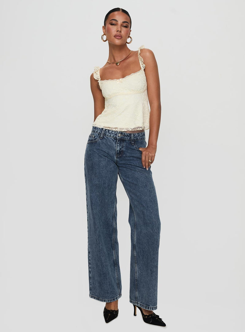 Polished Top with an Effortless Classic Look