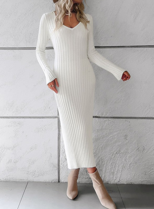 Effortlessly Elegant Dress with a Timeless Design