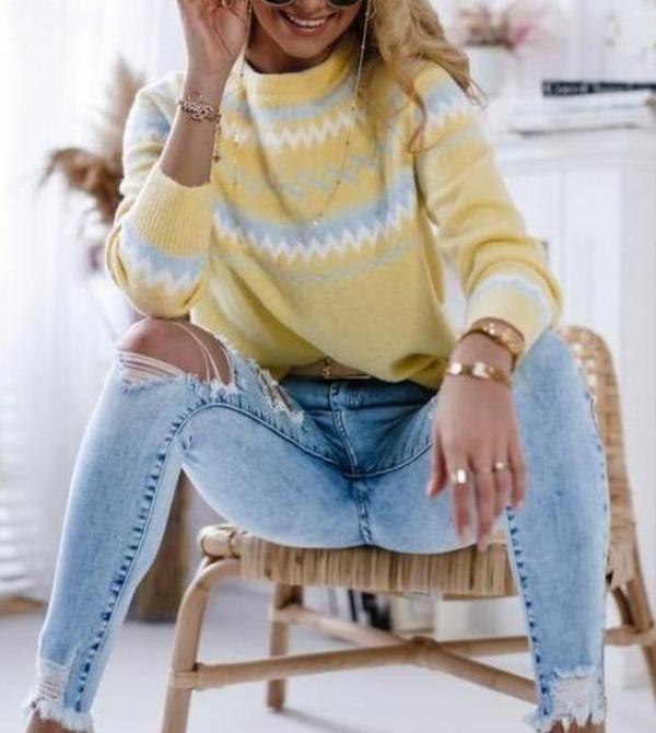 Elegantly Styled Sweater for Everyday Wear