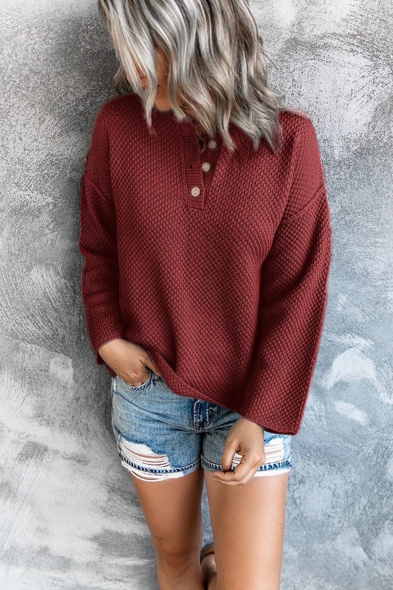 Well Tailored Sweater with a Graceful Silhouette