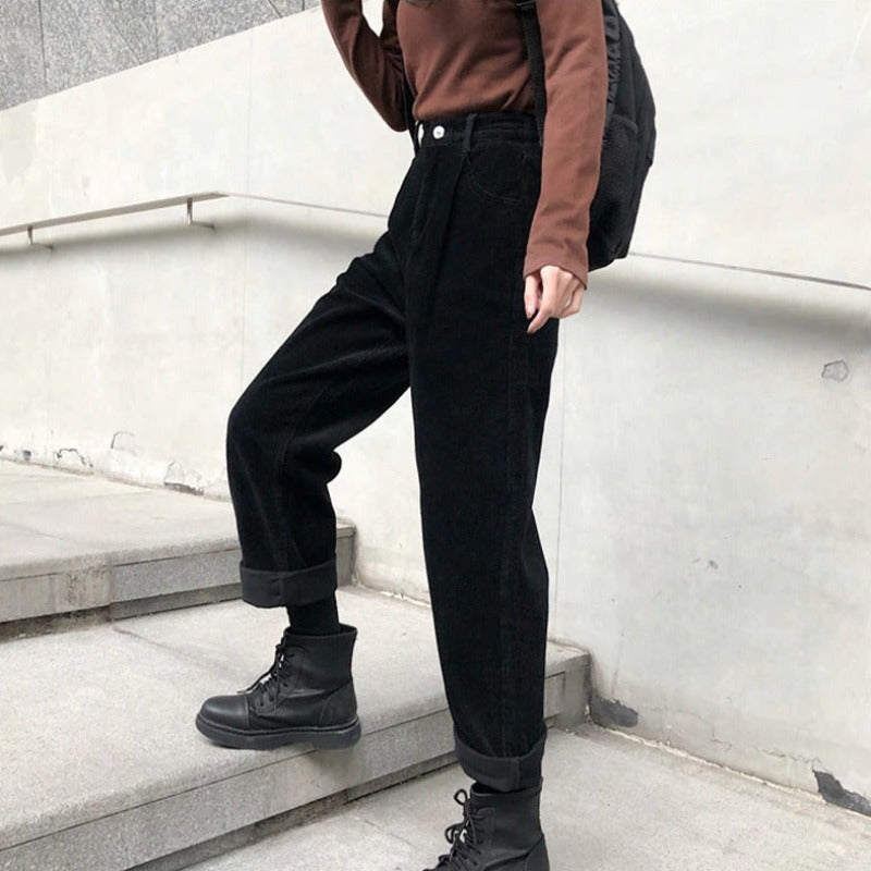 Beautifully Crafted Pants in a Classic Style