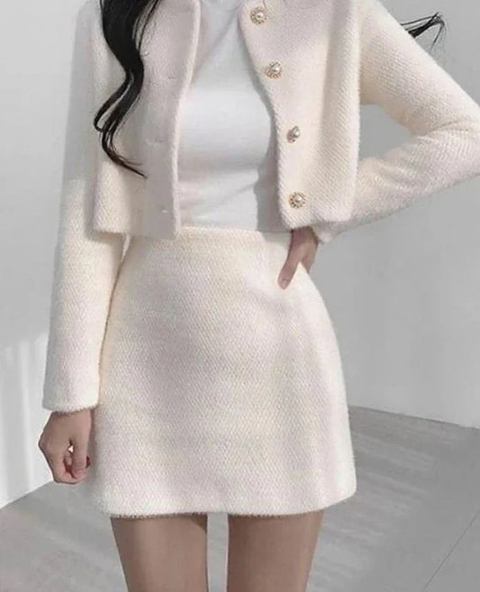 Beautifully Finished Garment in a Timeless Design