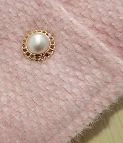 Beautifully Finished Garment in a Timeless Design