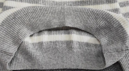Effortlessly Elegant Sweater with a Timeless Design