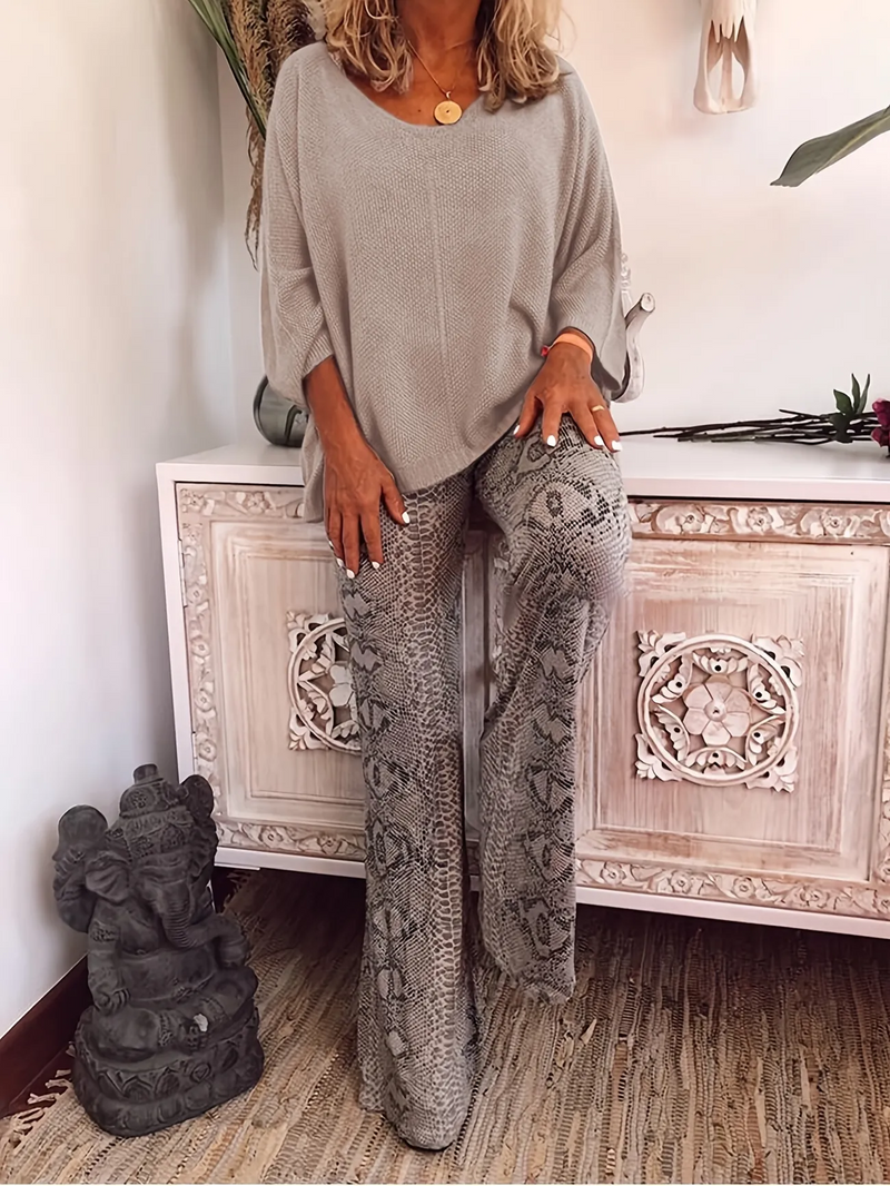Sophisticated Garment with a Clean Classic Look