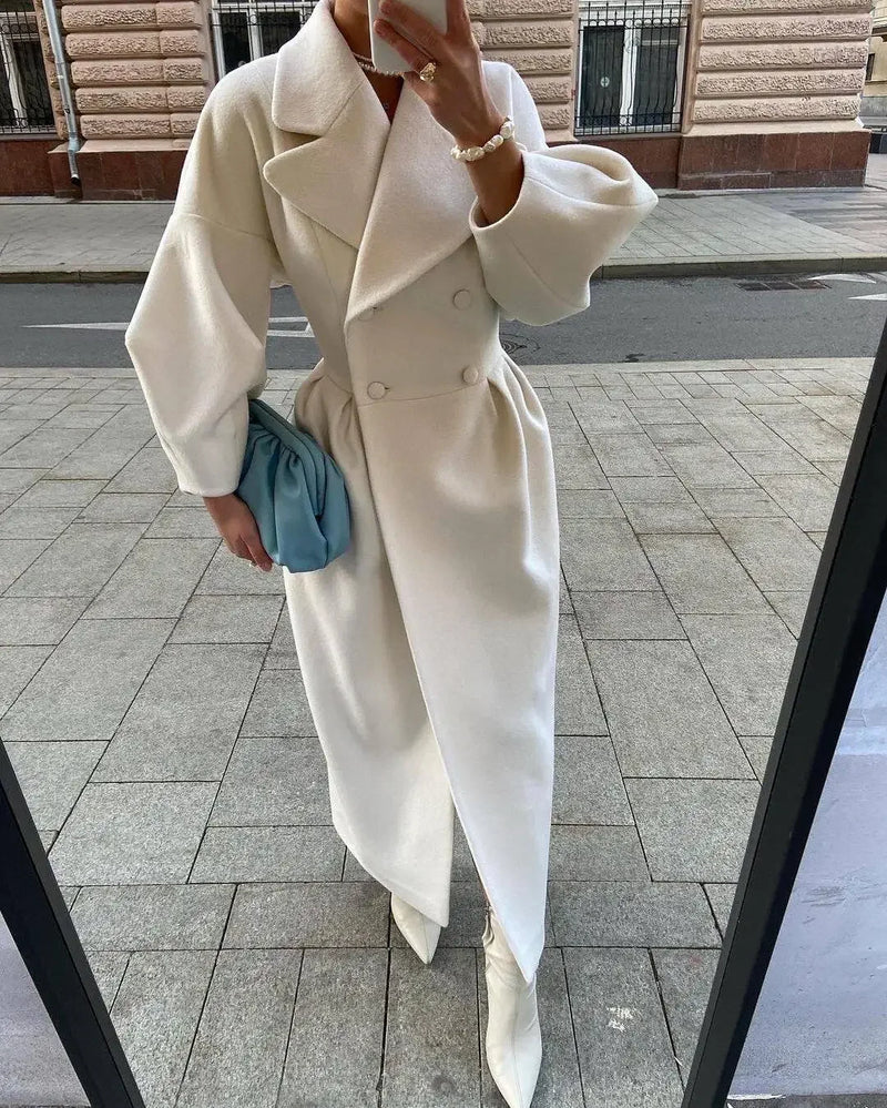 Polished Coat with an Effortless Classic Look