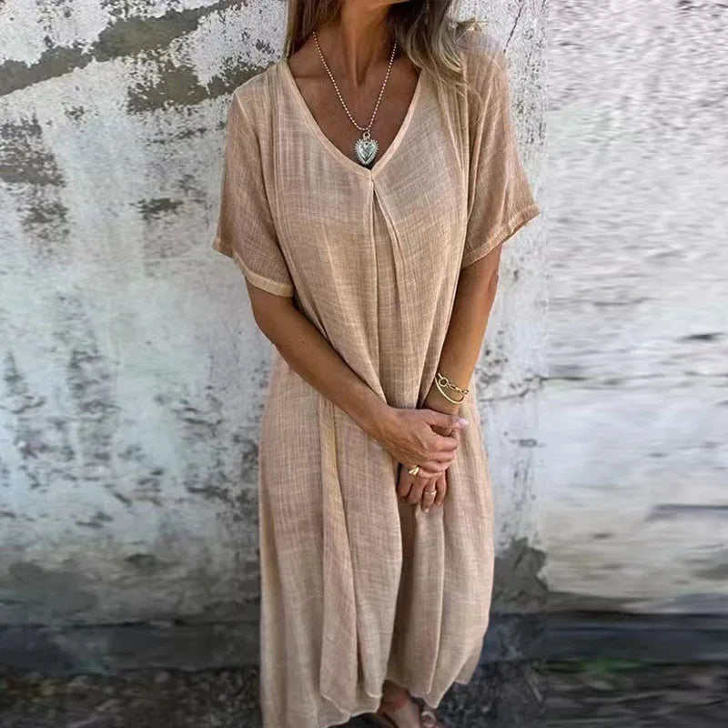Sophisticated Dress with a Clean Classic Look