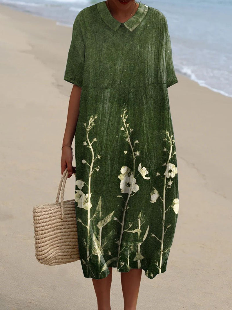 Classic Vintage Dress with a Flattering Fit