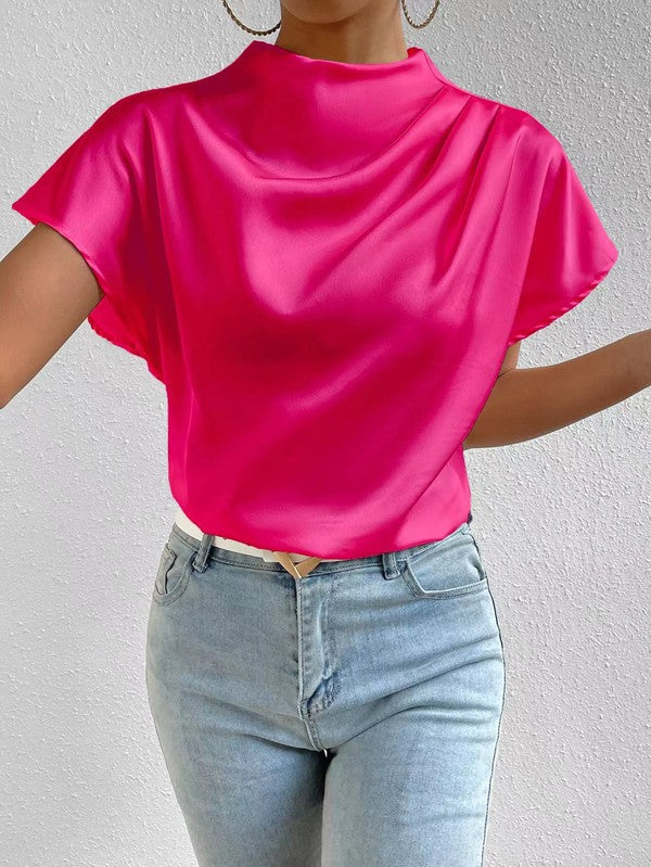 Classic Vintage Blouse with a Flattering Fit