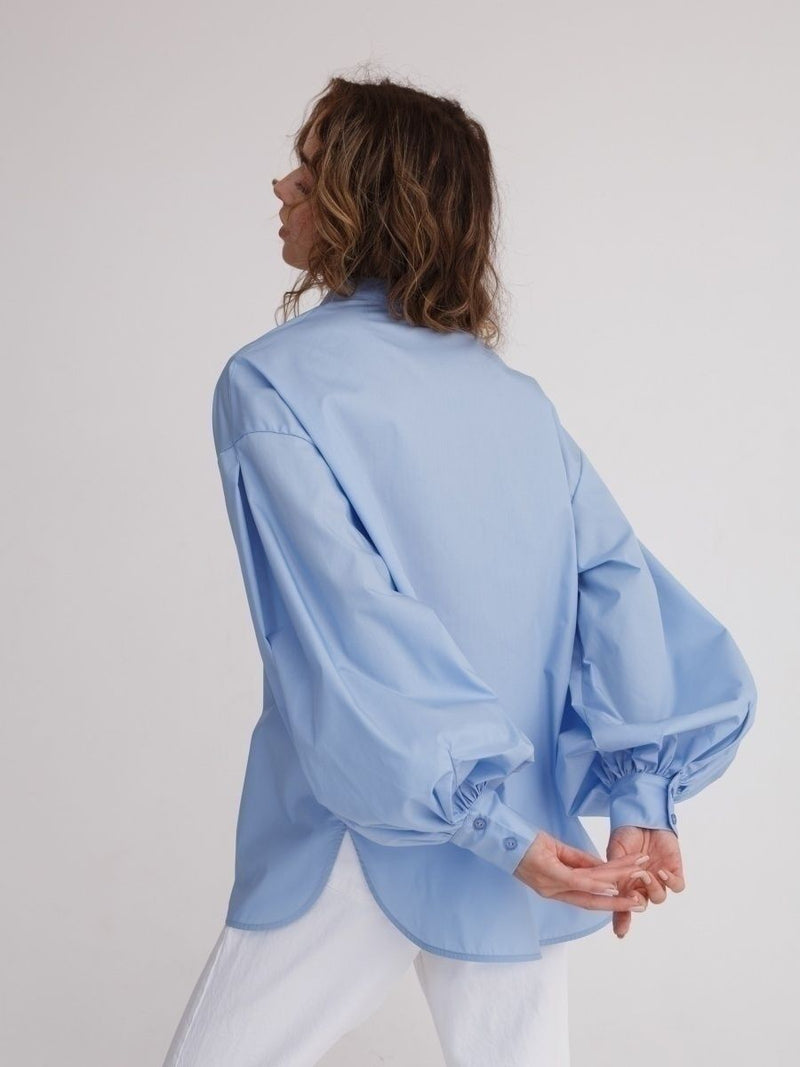 Effortlessly Elegant Shirt with a Timeless Design