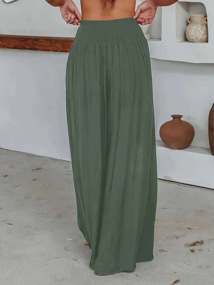 Polished Trousers with an Effortless Classic Look