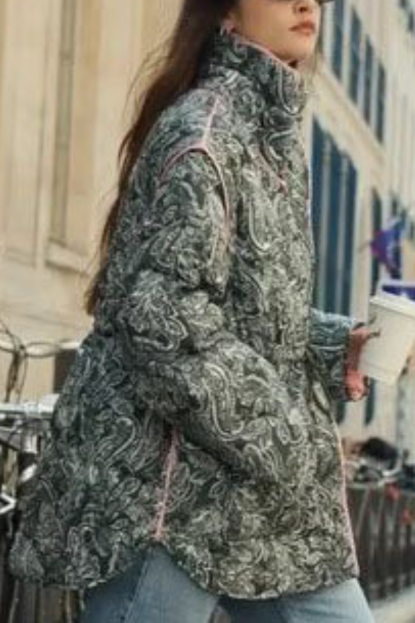 Gracefully Styled Jacket for Any Occasion