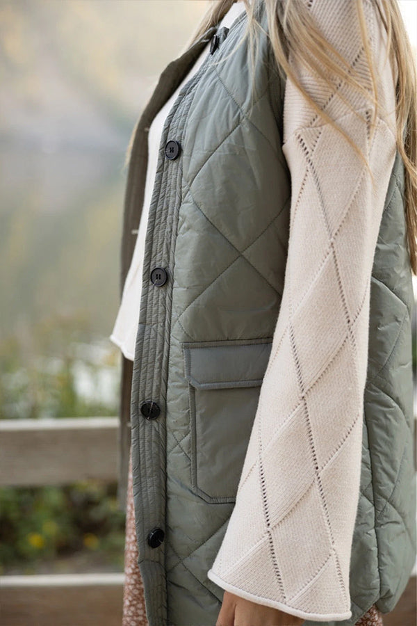 Classic Vintage Coat with a Flattering Fit