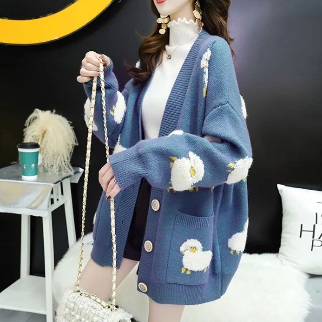Classic Vintage Cardigan with a Flattering Fit