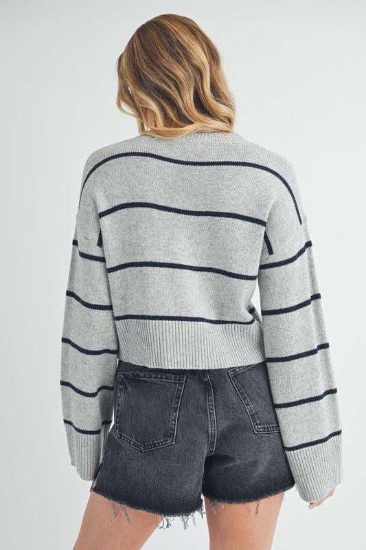 Well Tailored Sweater with a Graceful Silhouette