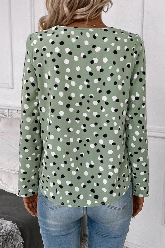 Polished Blouse with an Effortless Classic Look