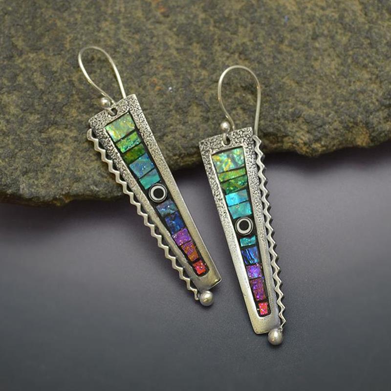 Hurmaava Hopea Korvarengas jokaiseen tilaisuuteen