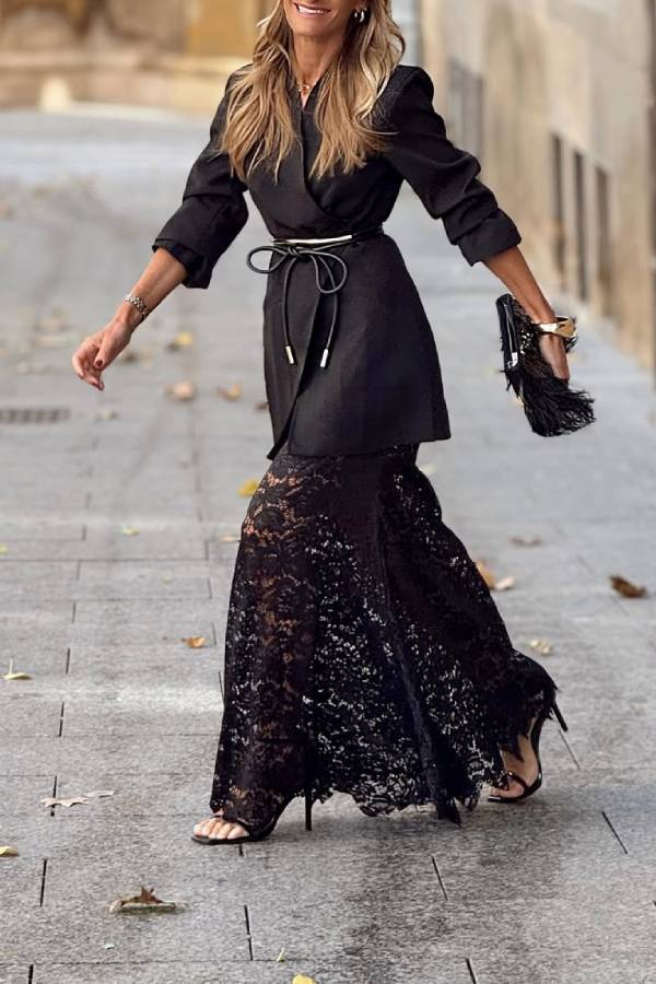 Effortlessly Elegant Garment with a Timeless Design