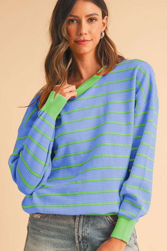 Effortlessly Elegant Sweater with a Timeless Design