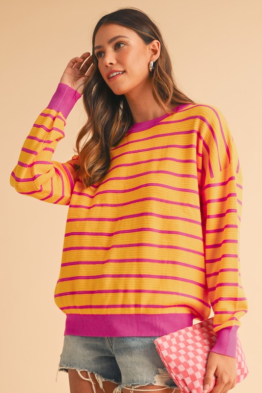 Effortlessly Elegant Sweater with a Timeless Design