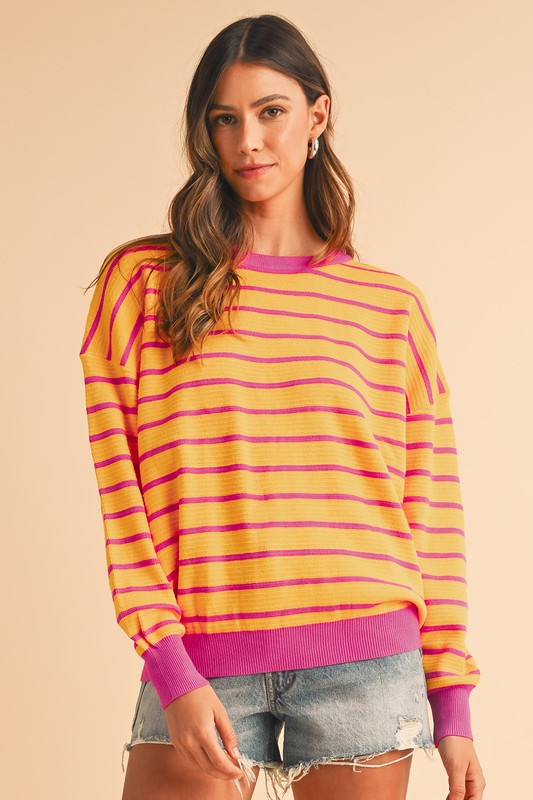 Effortlessly Elegant Sweater with a Timeless Design