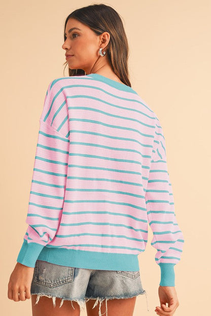 Effortlessly Elegant Sweater with a Timeless Design