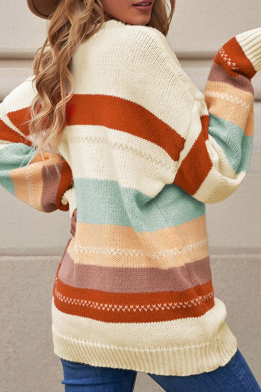 Well Tailored Sweater with a Graceful Silhouette