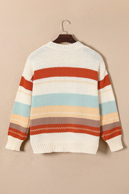 Well Tailored Sweater with a Graceful Silhouette