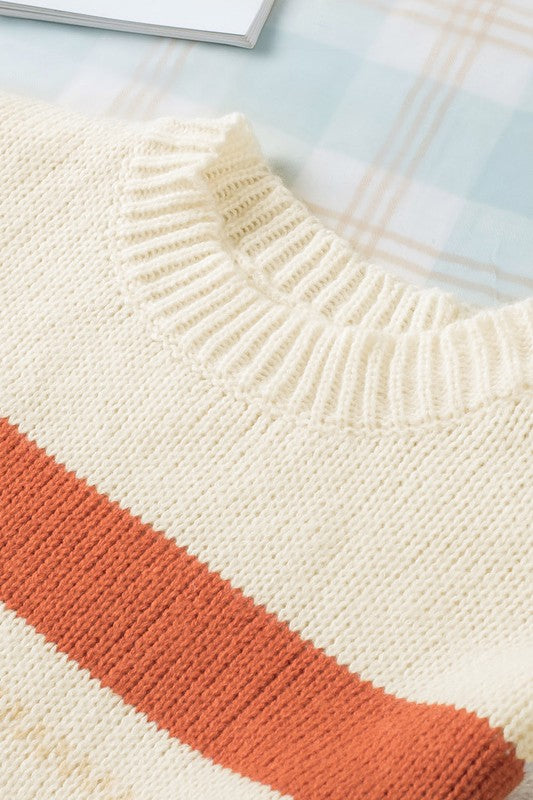 Well Tailored Sweater with a Graceful Silhouette