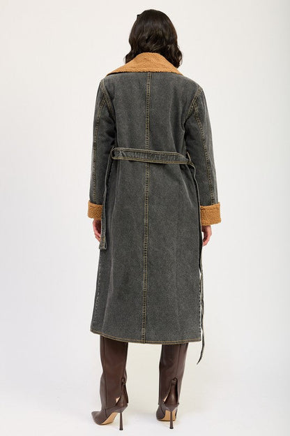 Classic Vintage & Enduringly Stylish Coat
